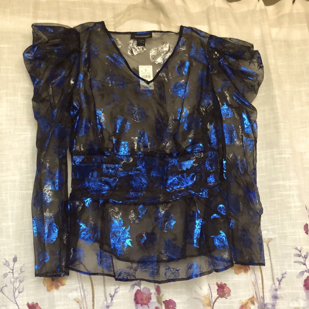 Long sheer band waste top
